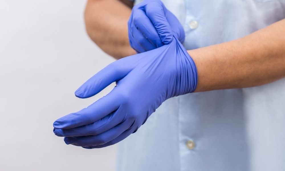 Understanding the Different Types of Medical Gloves